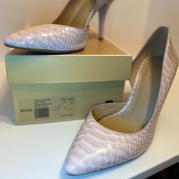 Michael Kors US 7.5M Nathalie Flex High Pump in Soft Pink - Picture 2 of 6